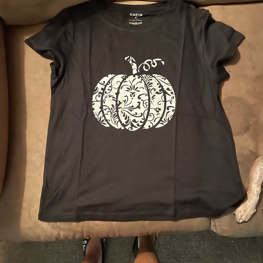 Shein pumpkin shirt black size small